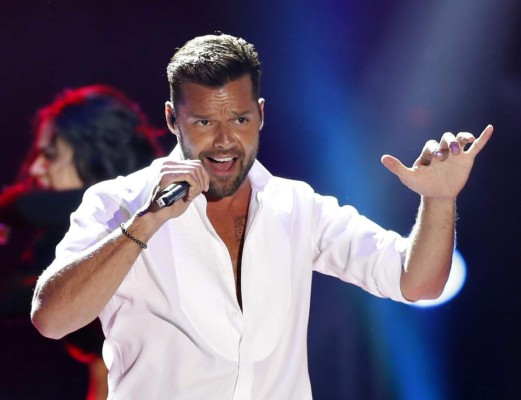 Exculpan a Ricky Martin de la agresión a un periodista