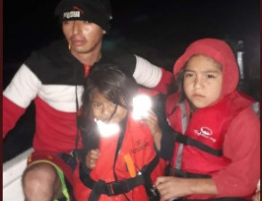 Rescatan a 13 personas en el Lago de Yojoa