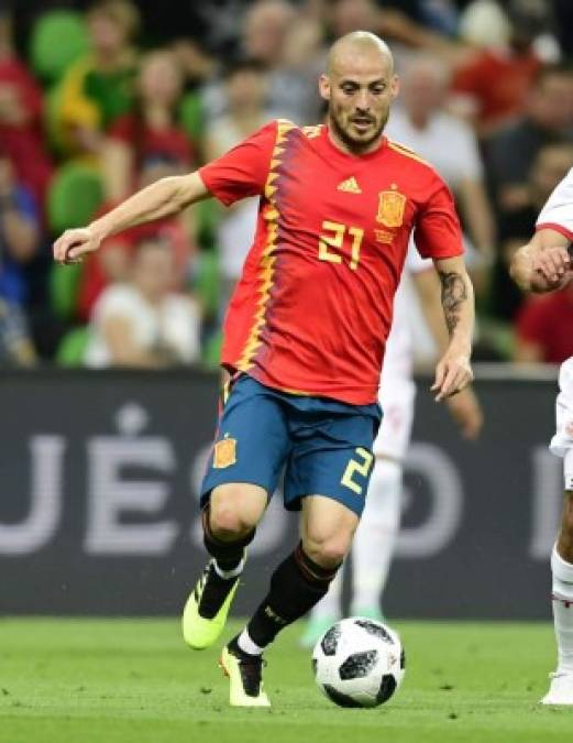 David Silva será el otro acompañante de Isco y Andrés Iniesta. Foto AFP