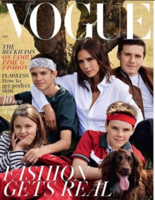 Luego de sus cortas vacaciones, Victoria anunció la portada de octubre de Vogue Reino Unido, junto a sus hijos.