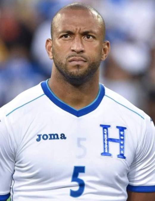 Honduras defender Victor Bernardez poses before a World Cup preparation friendly match against Turkey at RFK Stadium in Washington on May 29, 2014. AFP PHOTO/Nicholas KAMM