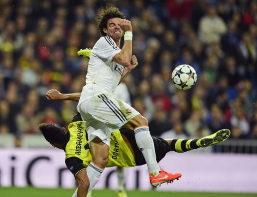 Real Madrid golea al Borussia Dortmund y pone un pie en semifinales