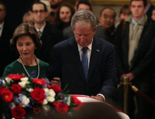 EEUU despide a George H. W. Bush en funeral de Estado