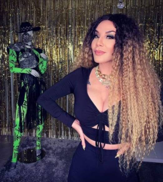 Ivy Queen está causando furor con su cuenta de Instagram @ivyqueendiva, que ya acumula 2 millones doscientos mil seguidores.