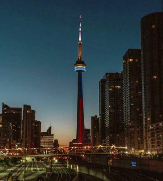 Con casi tres millones de habitantes, Toronto es considerada como una de las ciudades más multiculturales del mundo./Foto @pauli_mac.