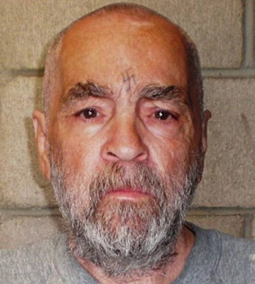 Charles Manson 'murió de causas naturales el domingo a las 20H13' locales (02H13 GMT del lunes) en un hospital del condado de Kern.