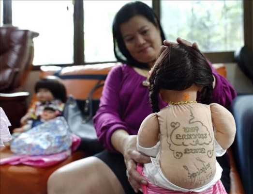 Las primas del 'muñeco diabólico' son la última moda en Tailandia