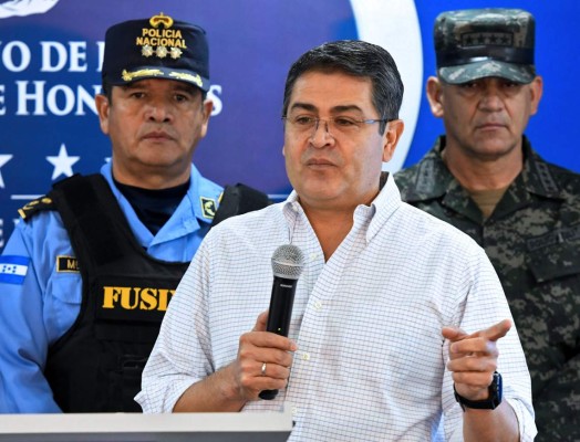 El presidente de Honduras viaja a México a promover inversiones en turismo