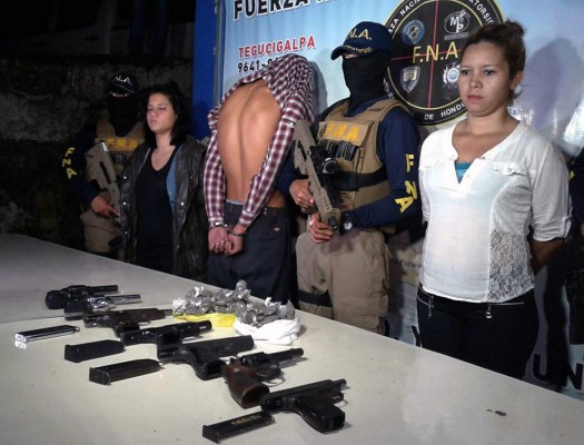 Capturan a 'La Chucky' acusada de ordenar matanzas en Honduras