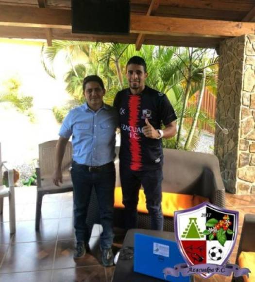 Andrés Felipe Largo: Delantero colombiano que ha sido fichado por el club Azacualpa FC de la Liga de Ascenso. En el fútbol colombiano militó en clubes como el Atlético Huila y Atlético Independiente.