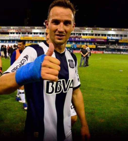 Gonzalo Klusener: El delantero argentino de 36 años de edad está a un paso de ser anunciado como fichaje del Motagua. Ya se desligó del club Independiente de Rivadavia de Argentina.