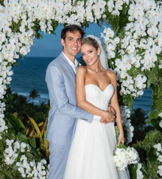 Carolina Dias presumió a su ahora esposo Kaká por medio de su cuenta de Instagram.