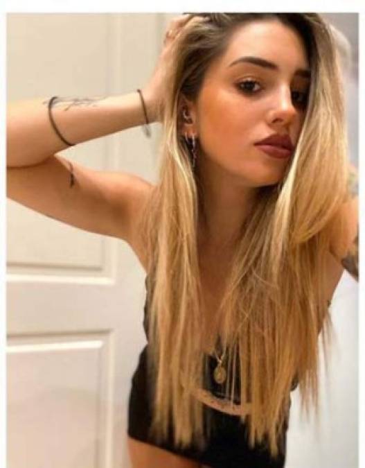 Melody, de 25 años, se encontraba realizando la cuarentena obligatoria por la pandemia de coronavirus. La joven era muy activa en sus redes sociales, especialmente en su cuenta oficial de Instagram.