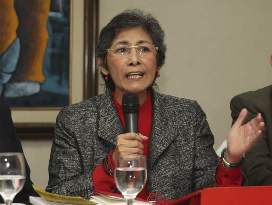'La reelección debe resolverse en un plebiscito”: Maribel Espinoza