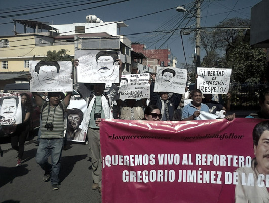 Asesinato de periodista conmociona a México