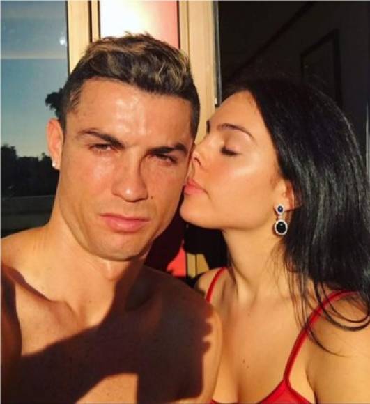 La también modelo muestra todo su amor a Cristiano Ronaldo en las redes sociales.