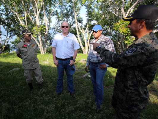 Honduras hará helipuerto en isla Conejo