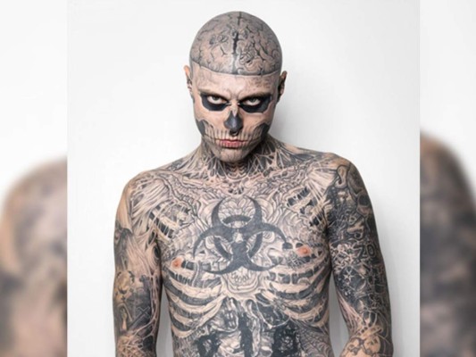 Así luce Zombie Boy sin tatuajes   