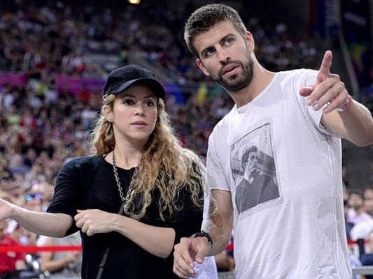 Piqué reacciona tras los rumores de una posible separación con Shakira