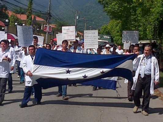 Médicos de Honduras realizarán un plantón este lunes