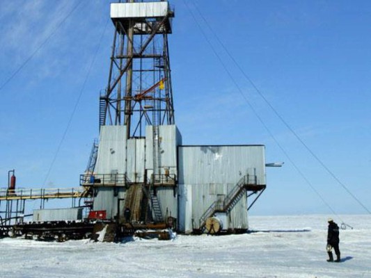 Rusia comienza envío de petróleo extraído del Ártico
