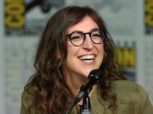 Acusan a actriz de 'The Big Bang Theory' de apoyar a Harvey Weinstein