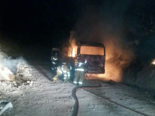 Queman bus de la ruta Carrizal-Unah en Tegucigalpa