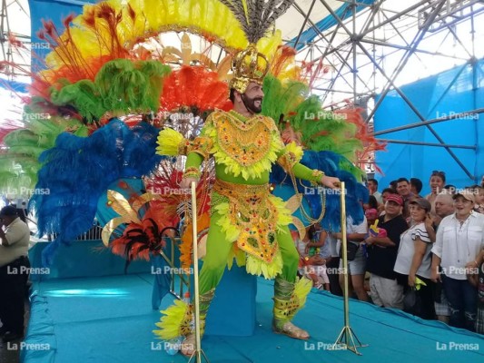 Gran Carnaval de La Ceiba, como un rey se despide Eduardo Zablah