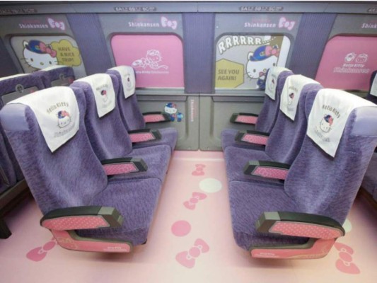 Tren rosa dedicado a Hello Kitty circulará por Japón