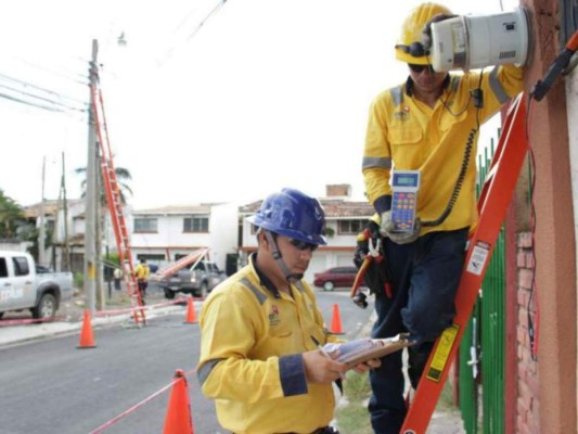 Facturación de energía cae L340 millones, asegura EEH