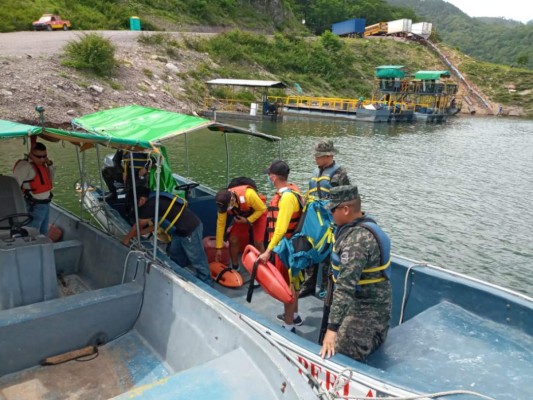Encuentran a pescadores desaparecidos en el Lago de Yojoa