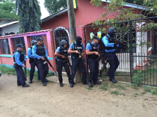 Fuertes allanamientos contra el narcotráfico en Puerto Cortés