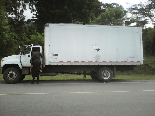 Recuperan camión robado en Santa Rita