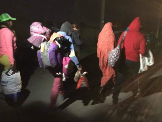 Integrantes de la caravana de migrantes pedirán asilo en EEUU