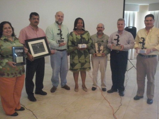 Premian a promotores del turismo sostenible en La Ceiba
