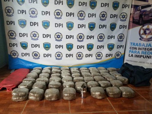Confiscan supuesta marihuana y granada en Comayagua