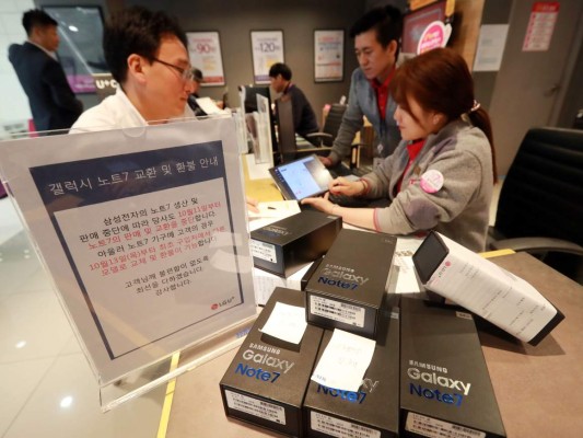 Samsung calcula pérdidas millonarias por el Note 7 pero no aclara el problema