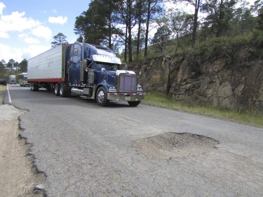 Avanza ejecución de proyectos de reconstrucción de carreteras en Honduras