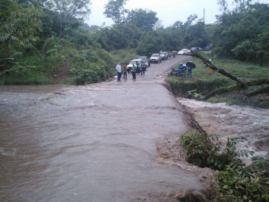 20,000 incomunicados por lluvias en el litoral atlántico de Honduras