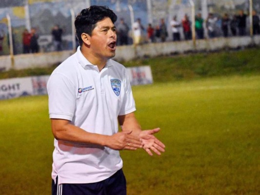 Reynaldo Tilguath es nuevo entrenador del Real de Minas