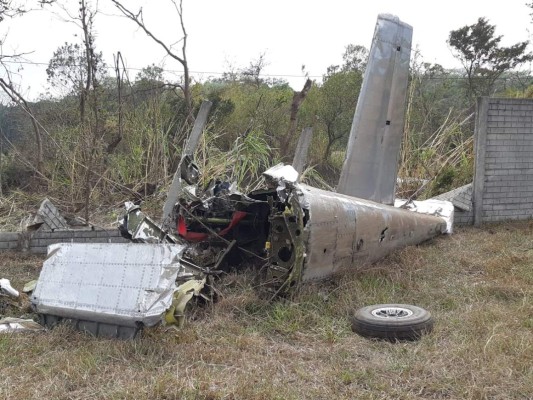 Video: Avioneta se estrella en Guatemala y deja dos muertos