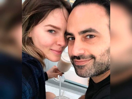 Exnovio de Belinda revela que lo presionaba para que se tatuara