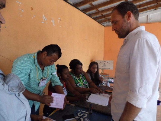 Liberales ganan alcaldía de Roatán y Guanaja