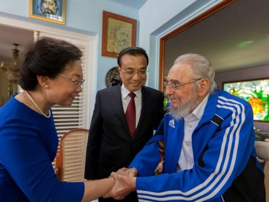 Fidel Castro aparece últimamente más a menudo en público