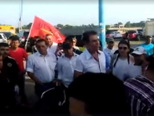 Miembros de Libre le gritan traidor a Nasralla durante visita a Choluteca