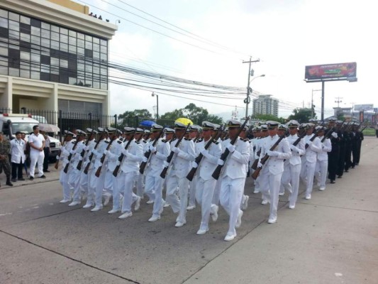 Rinden homenaje a Francisco Morazán en el Día del Soldado  