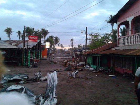 Marejadas afectan costas de Cedeño, sur de Honduras