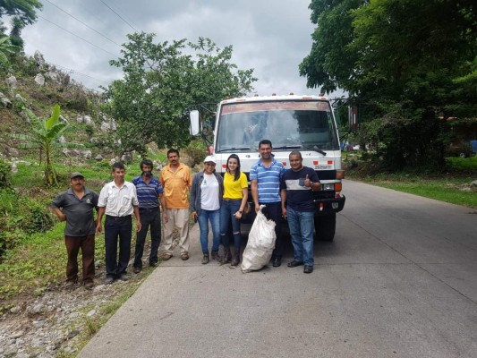 Unen esfuerzos contra el dengue en Peña Blanca y alrededores