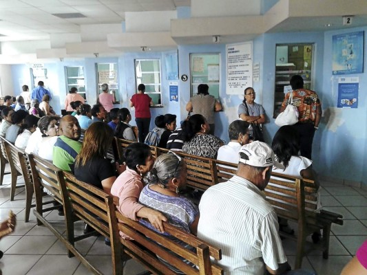 TSC halla irregularidades por 111 millones en el Seguro Social de Honduras