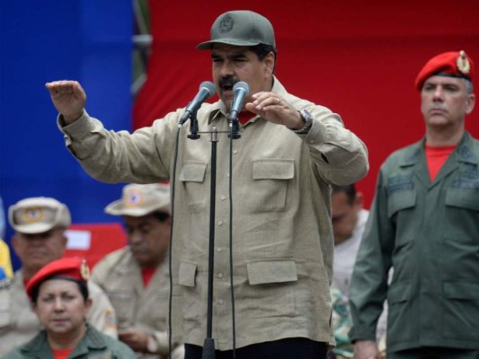 Maduro entregará conejos en Venezuela para mitigar crisis
